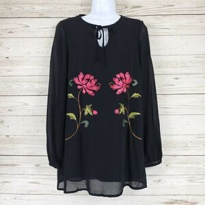 NWT Forever 21 Contemporary Womens Size XS Floral Embroidered Sheer Dress Shirt